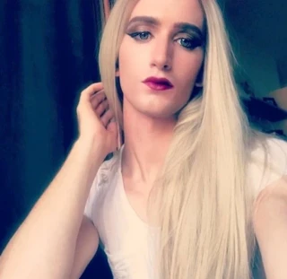 Annonce rencontre coquine avec une trans milf