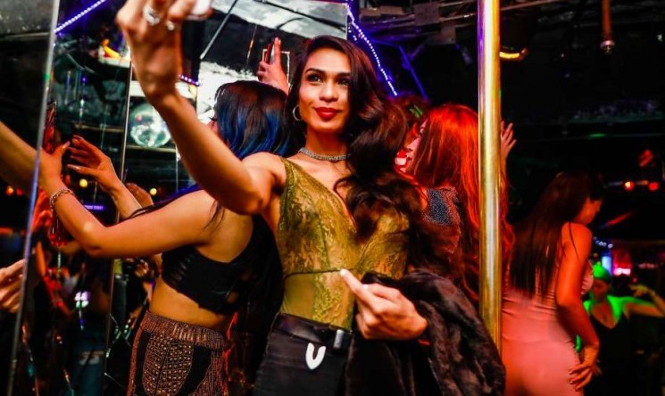 Soirées et boites de nuits : les bonnes adresses transsexuelles